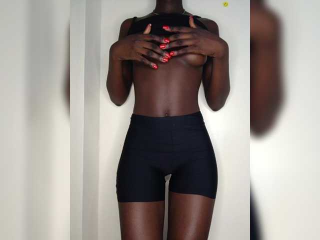 Sexybootyy Live Cam on BongaCams