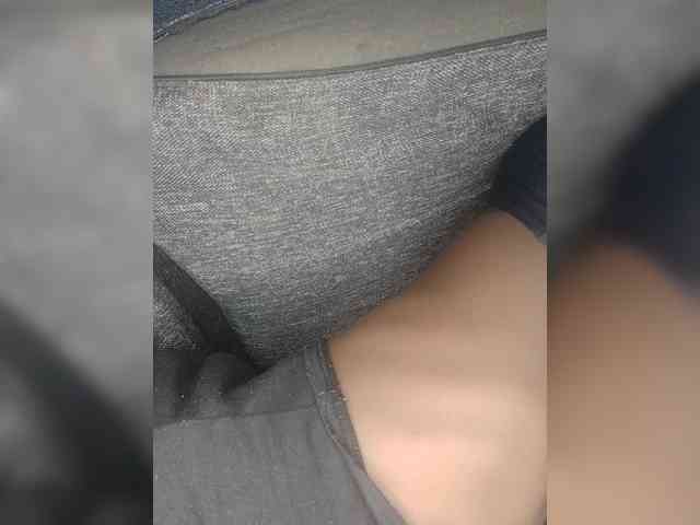 Sexybootyy webcam