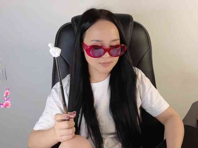 SonyaLess webcam
