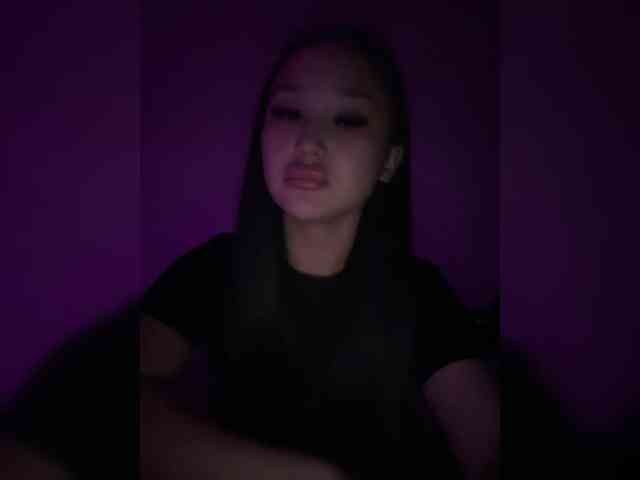SonyaLess webcam