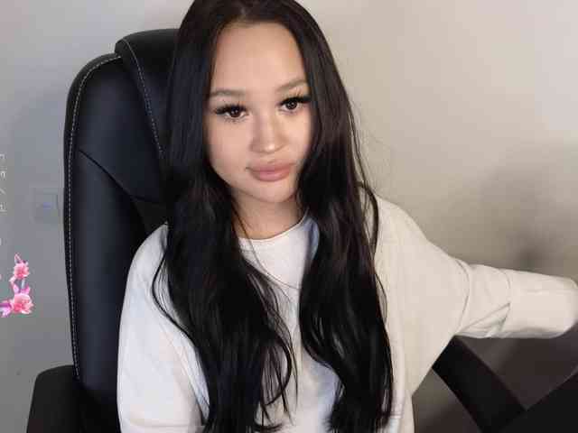 SonyaLess webcam