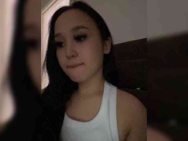 SonyaLess webcam