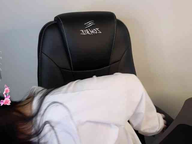 SonyaLess webcam