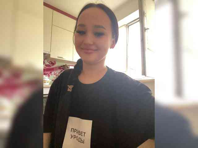 SonyaLess webcam