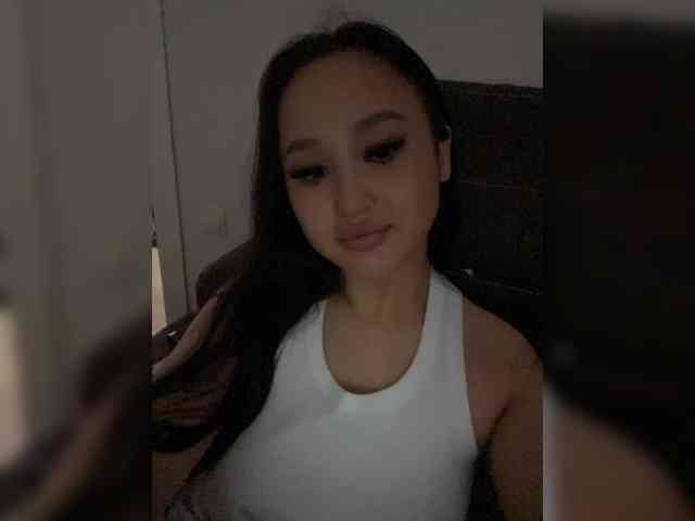SonyaLess webcam