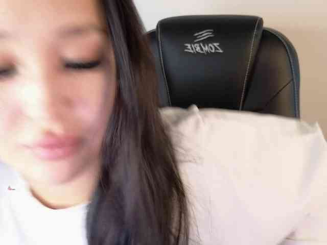 SonyaLess webcam