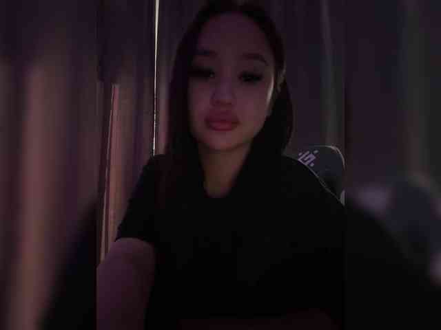 SonyaLess webcam