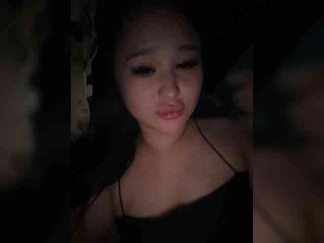 cam chat room AgnesHill