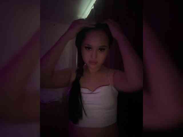xxx live chat AgnesHill