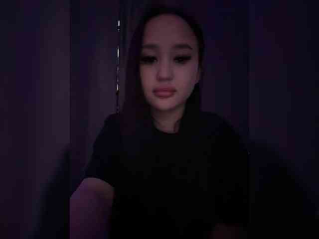 SonyaLess webcam