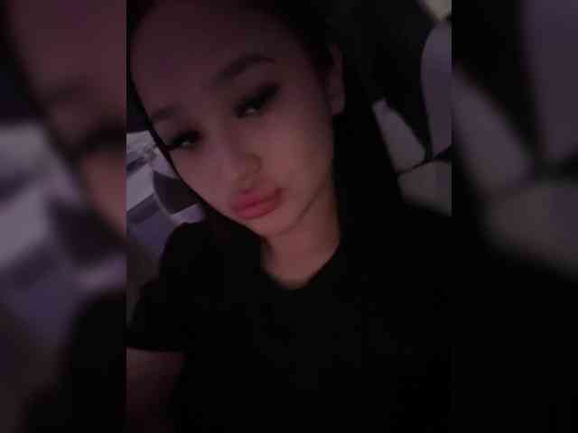 SonyaLess webcam