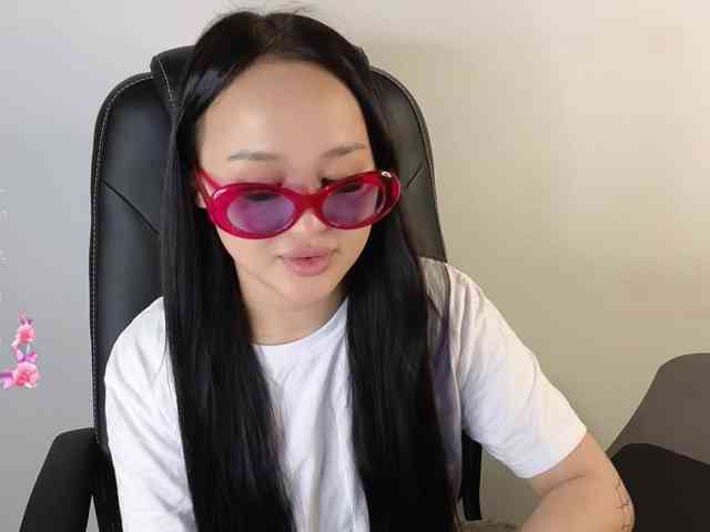 SonyaLess webcam