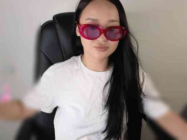 SonyaLess webcam