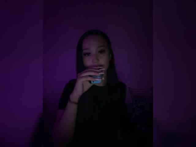 SonyaLess webcam