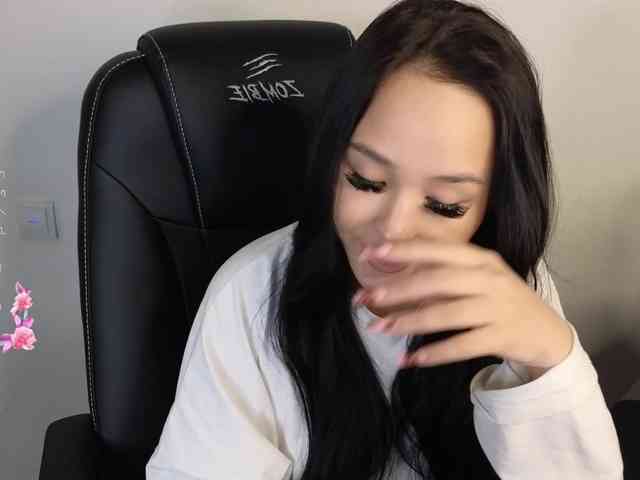 SonyaLess webcam