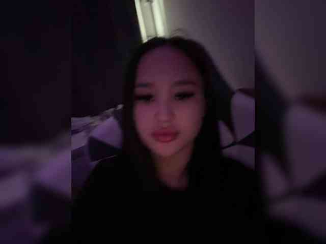 SonyaLess webcam