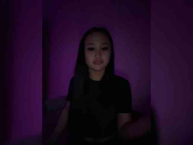 SonyaLess webcam