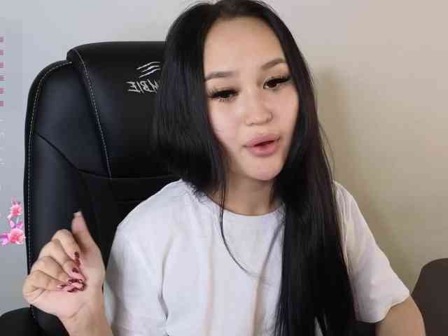 SonyaLess webcam
