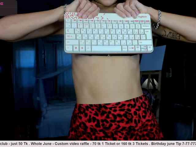 GrilledAvocadoz webcam