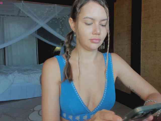 GrilledAvocadoz webcam