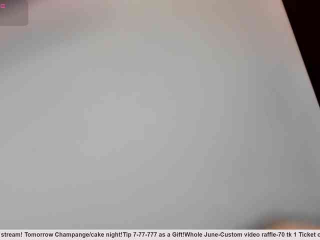 GrilledAvocadoz webcam
