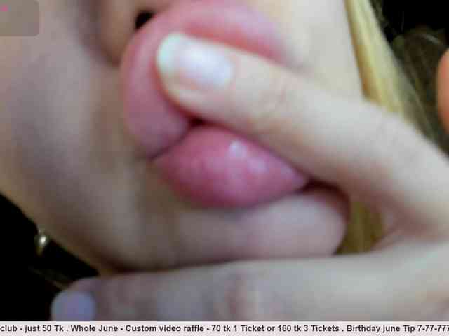 GrilledAvocadoz webcam