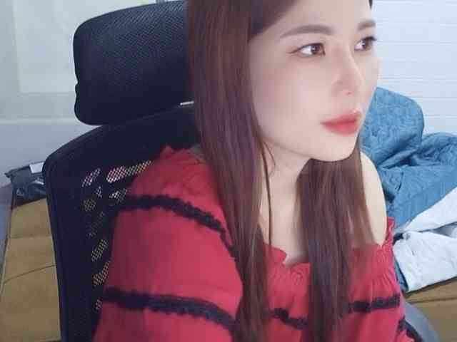 Queendy webcam