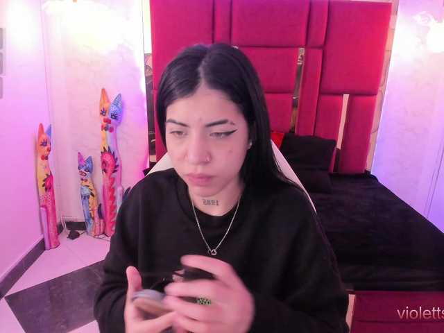 violetsmith webcam bongacams model stream image