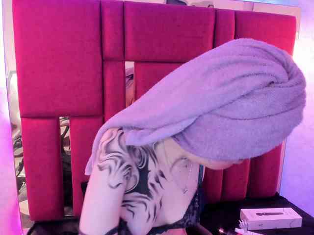 violetsmith webcam
