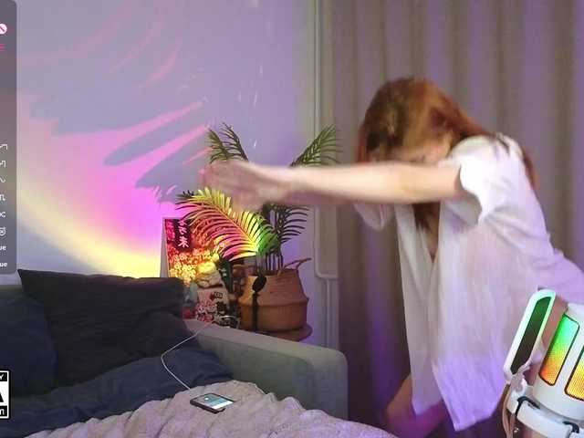 AliceWyliee from BongaCams