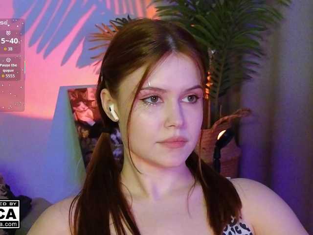 AliceWyliee's BongaCams show and profile