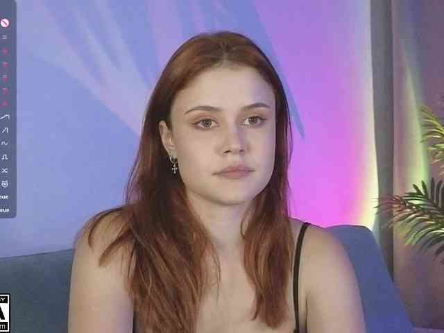 AliceWyliee webcam