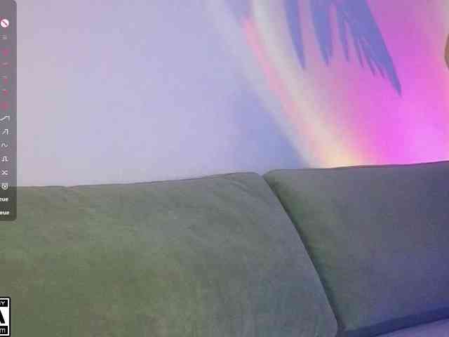AliceWyliee webcam