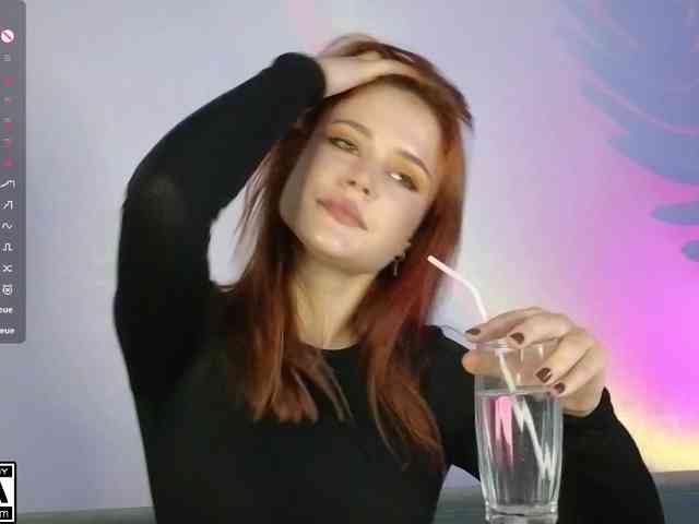 AliceWyliee webcam