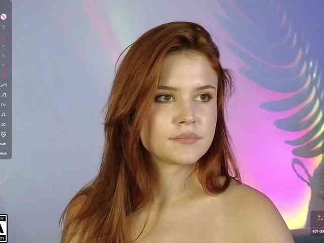AliceWyliee webcam