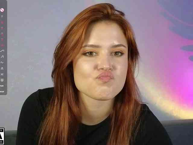 chat live AliceWyliee