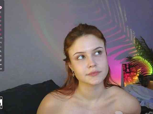 AliceWyliee webcam