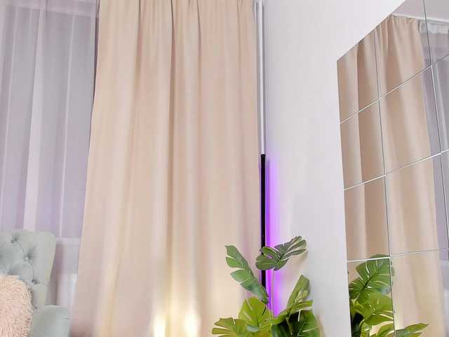 xhotbabyy's BongaCams show and profile