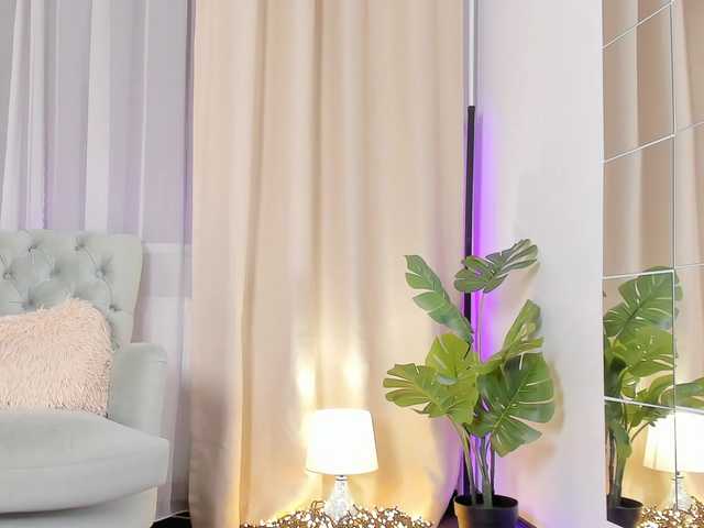 xhotbabyy's BongaCams show and profile