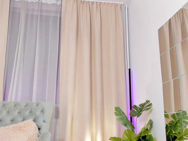 xhotbabyy's BongaCams show and profile