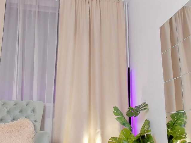 xhotbabyy's BongaCams show and profile