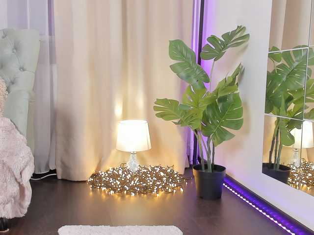 xhotbabyy's BongaCams show and profile