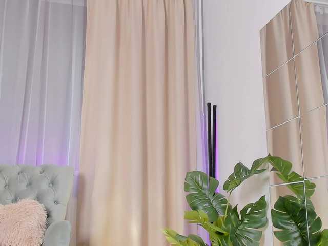 xhotbabyy's BongaCams show and profile