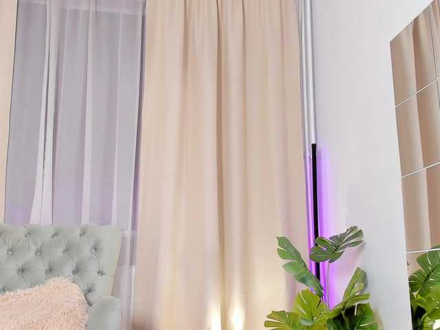 xhotbabyy's BongaCams show and profile