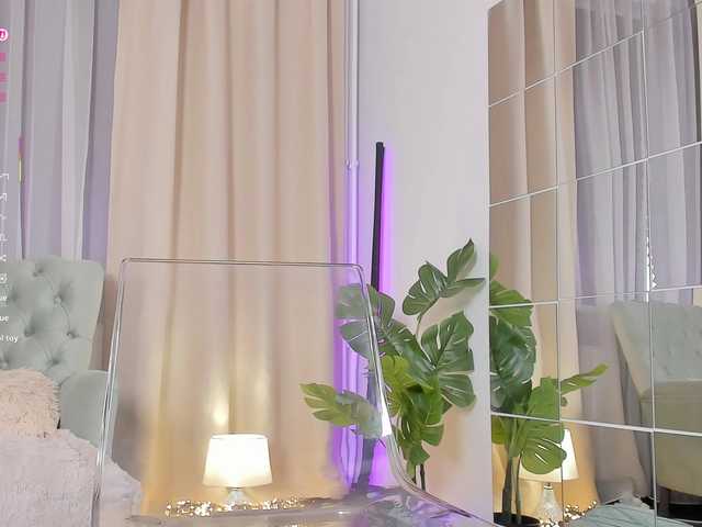 xhotbabyy's BongaCams show and profile