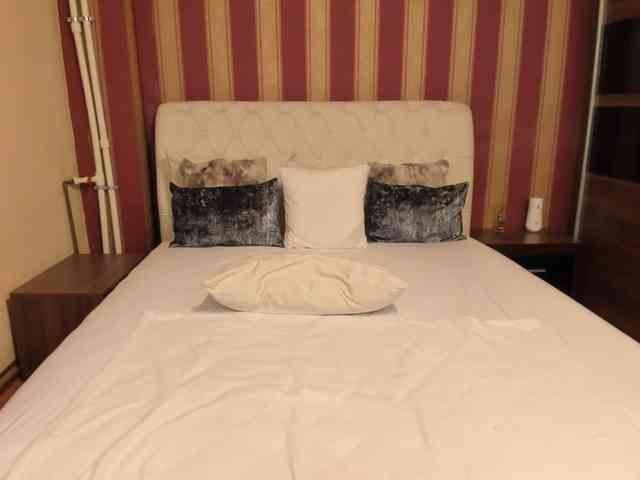 MadameCrowford MadameCrowford