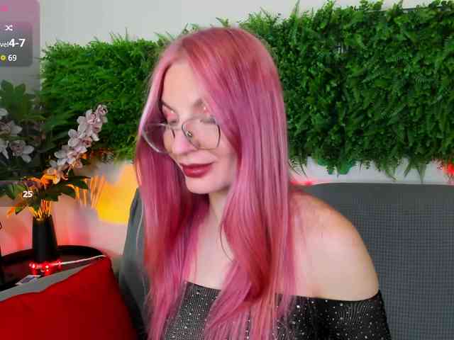 live sex cam free Luna-Velvet