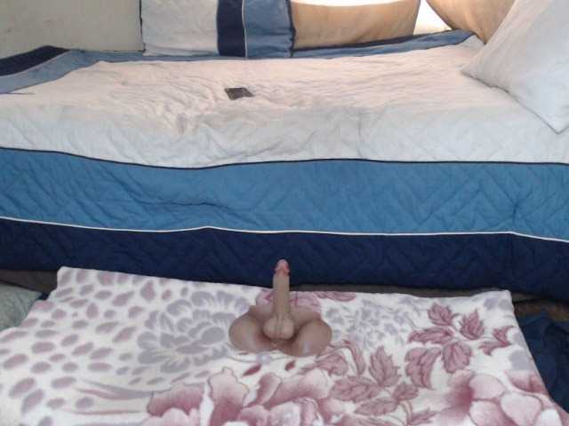 Prettybkack25's BongaCams show and profile