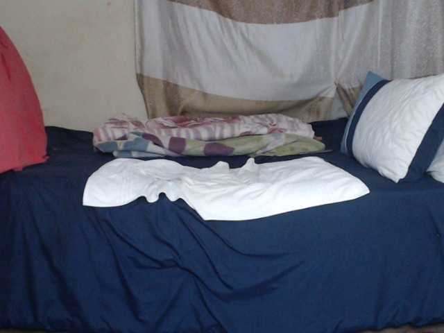 Prettybkack25's BongaCams show and profile