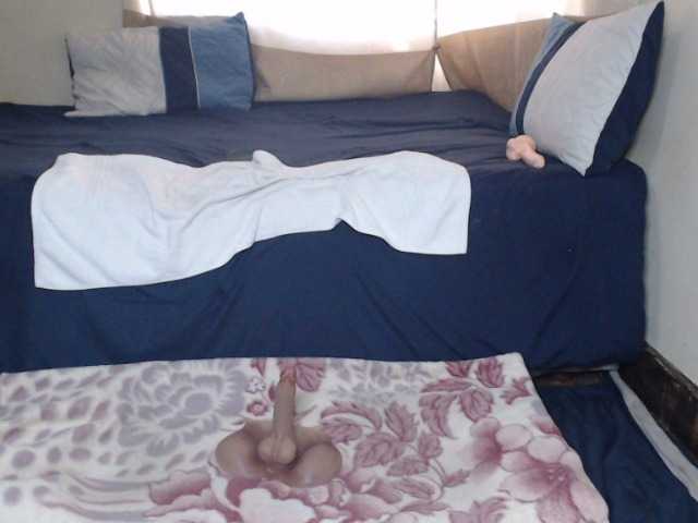 Prettybkack25's BongaCams show and profile